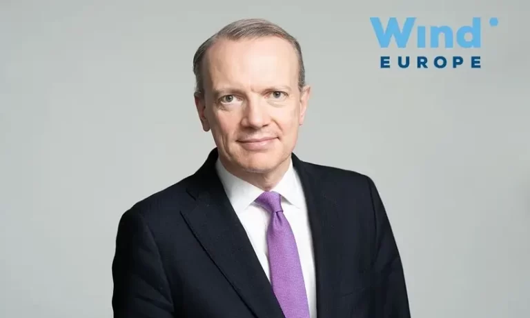 Giles Dickson-ekim-2023