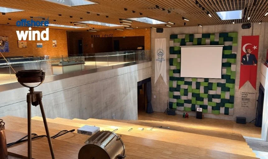Piri Reis Üniversitesi Etkinlik Sahnesi