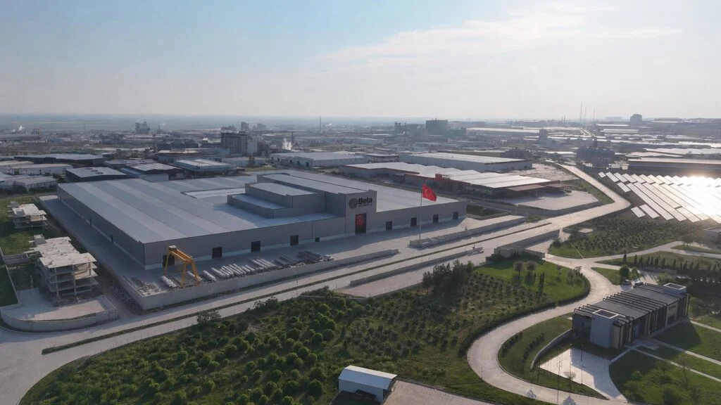Adana’daki Beta Enerji ve Teknoloji Kampüsü’nün havadan görünümü
