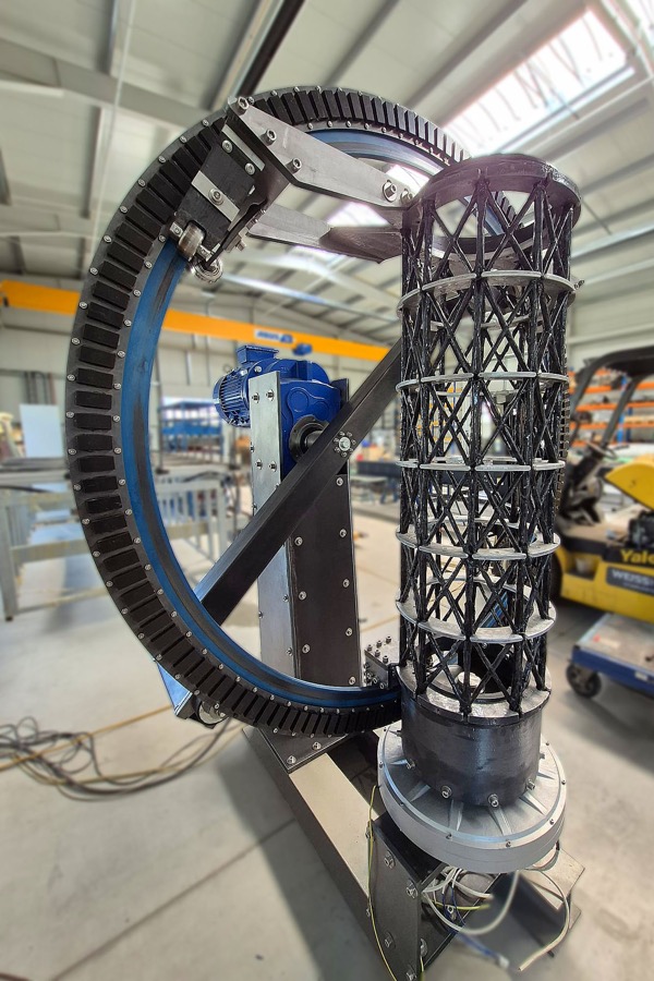 Atölyede yapım aşamasındaki WhisperRing WR20kW prototipi